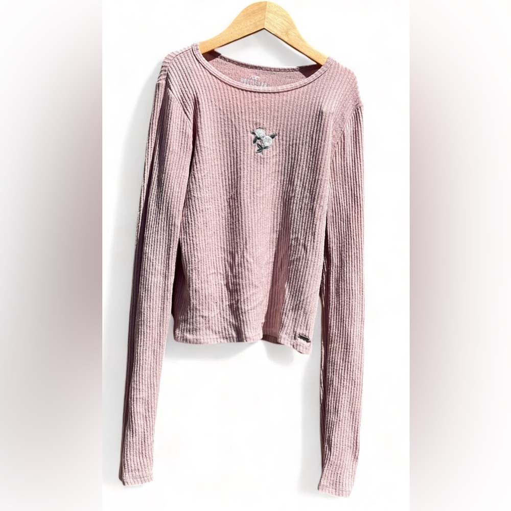Hollister flowers embroidered cozy baby soft long sleeve tee